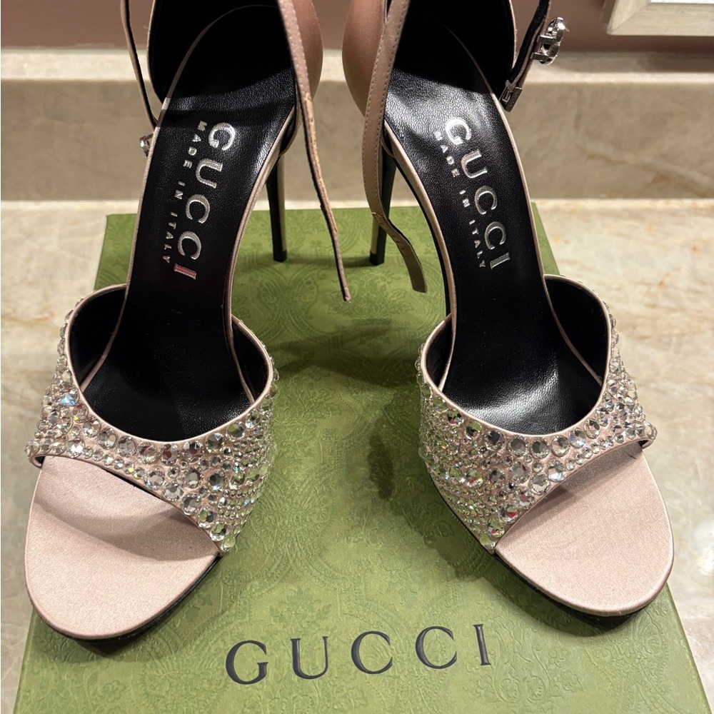 Gucci Women's Pink and Silver Crystal Heels
